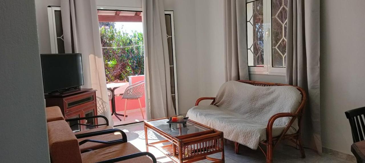 Alonaki Bay Apartment Halikounas Bagian luar foto