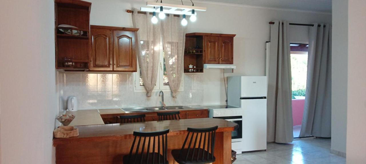 Alonaki Bay Apartment Halikounas Bagian luar foto