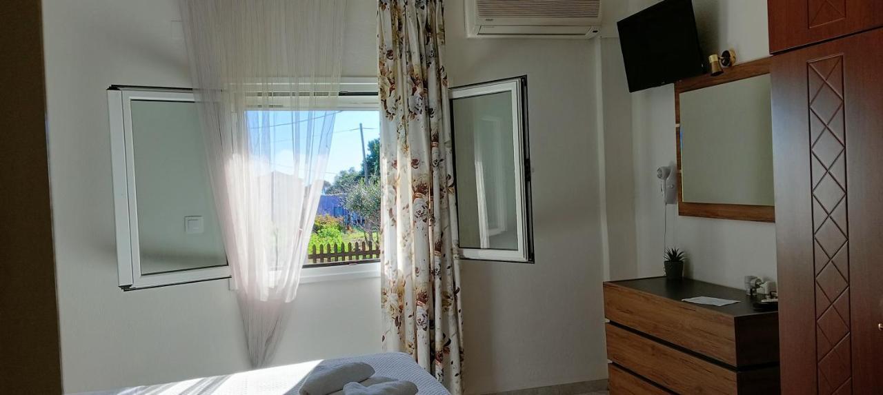 Alonaki Bay Apartment Halikounas Bagian luar foto