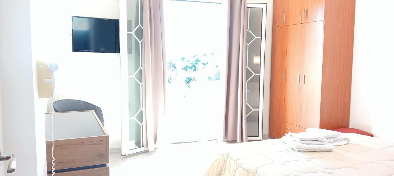 Alonaki Bay Apartment Halikounas Bagian luar foto