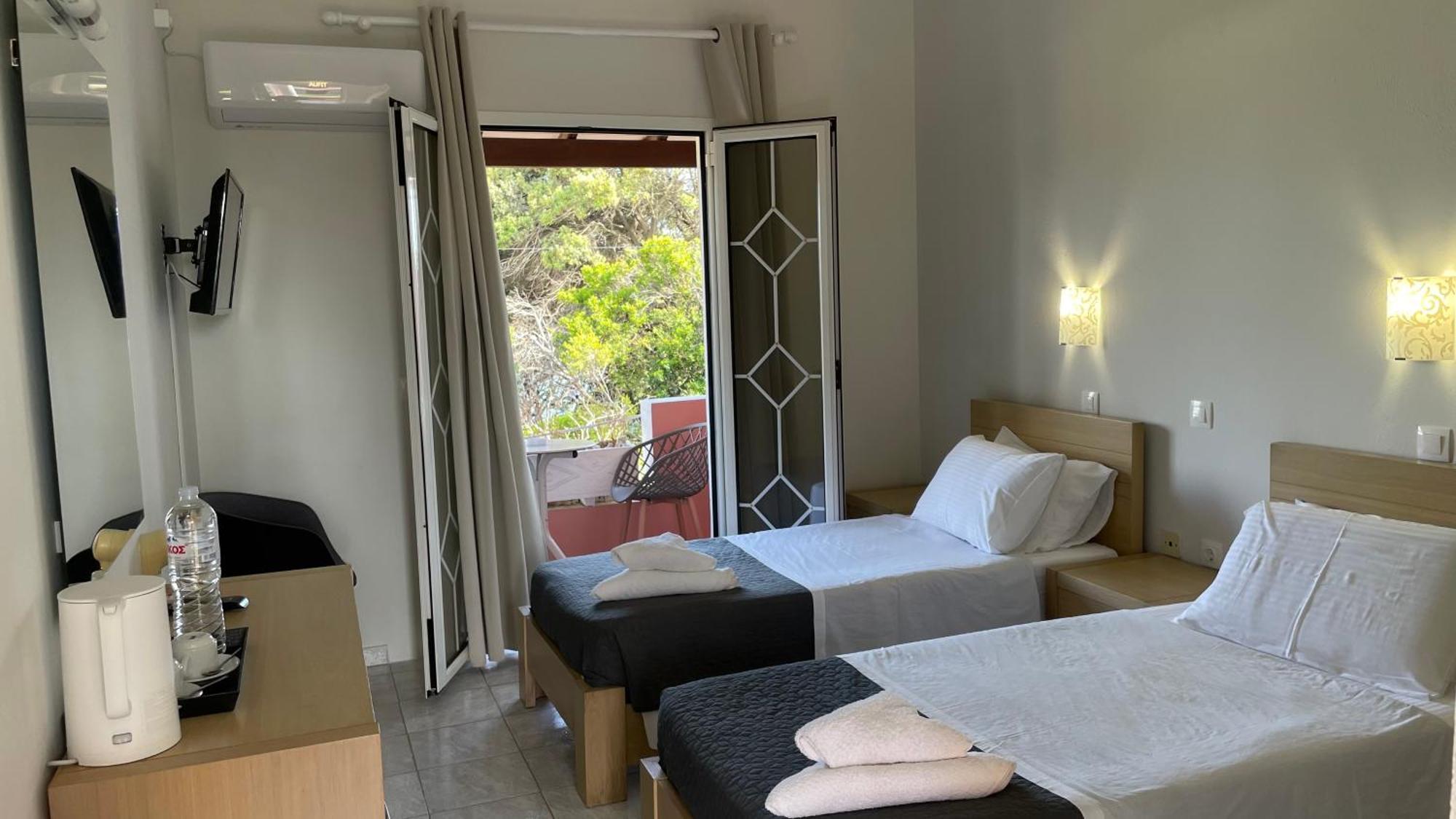Alonaki Bay Apartment Halikounas Bagian luar foto