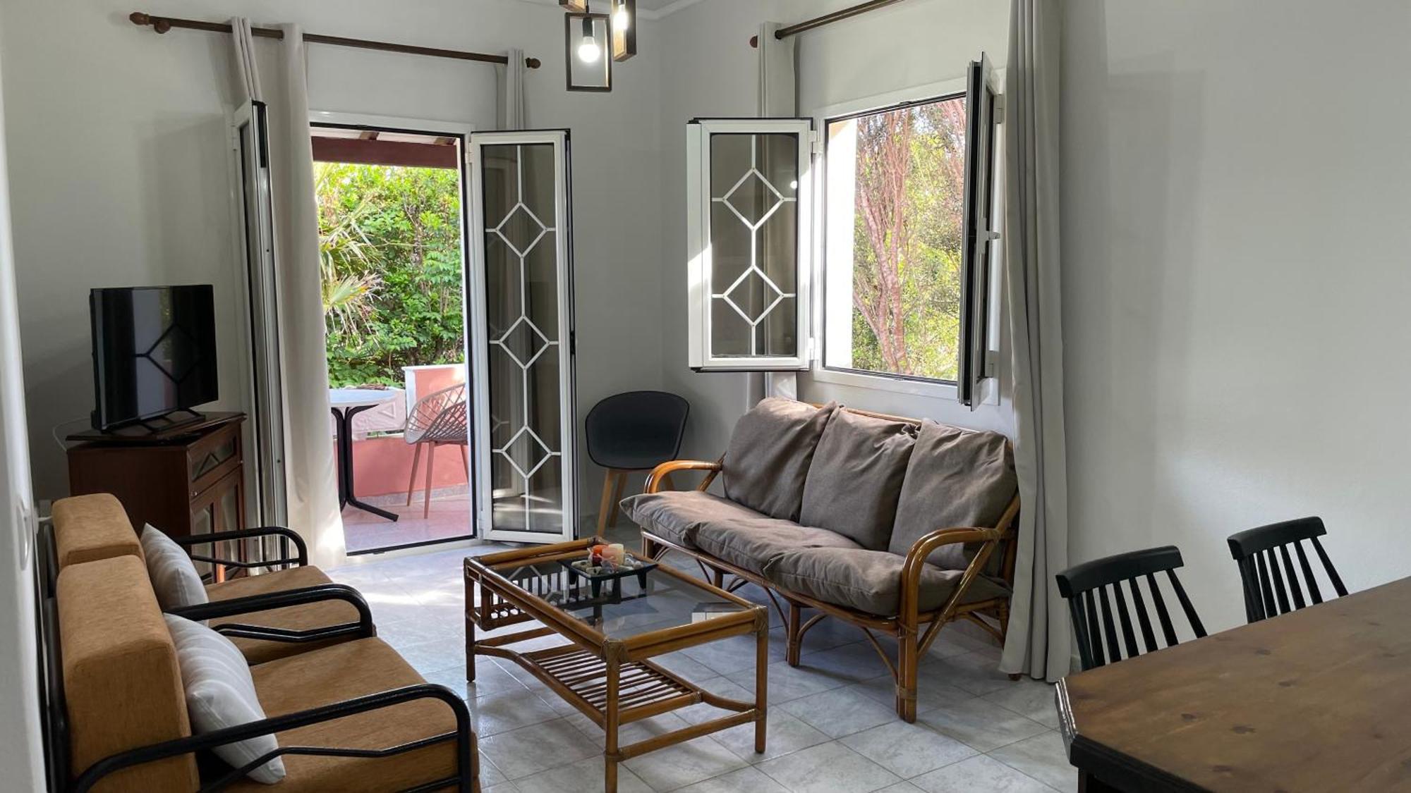 Alonaki Bay Apartment Halikounas Bagian luar foto