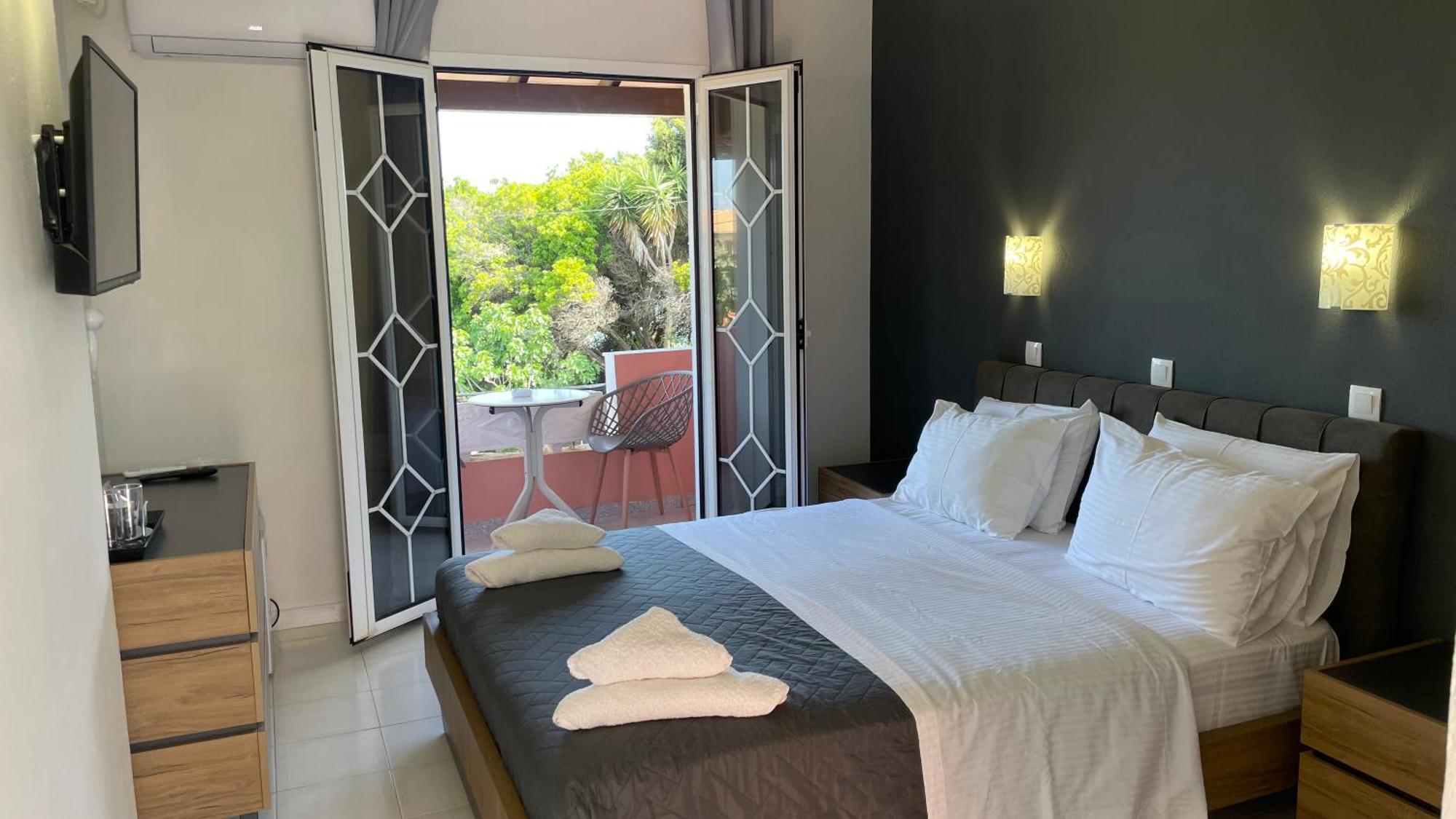 Alonaki Bay Apartment Halikounas Bagian luar foto
