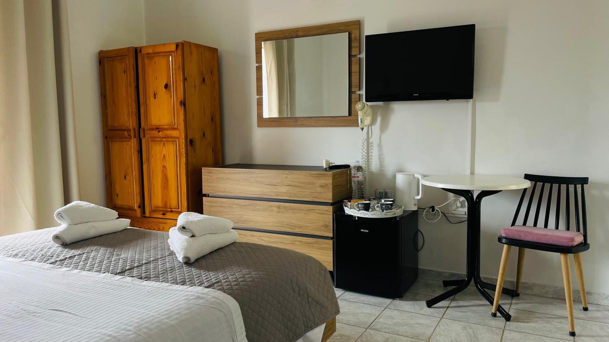 Alonaki Bay Apartment Halikounas Bagian luar foto