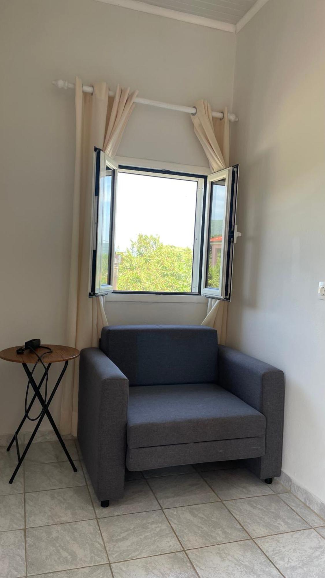 Alonaki Bay Apartment Halikounas Bagian luar foto